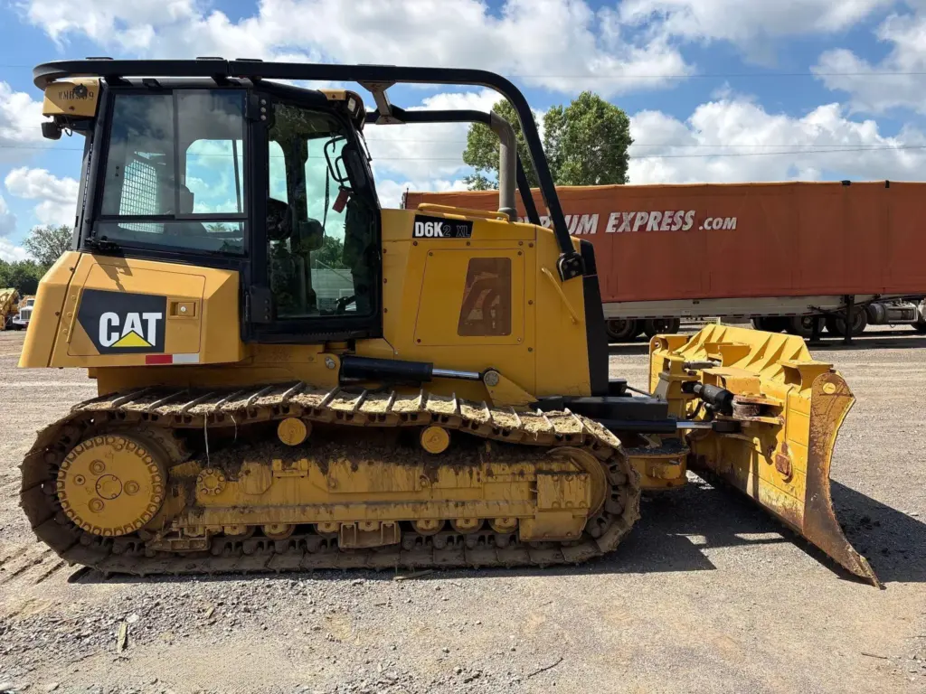 2013 Caterpillar D6K2 XL dozer photo 4
