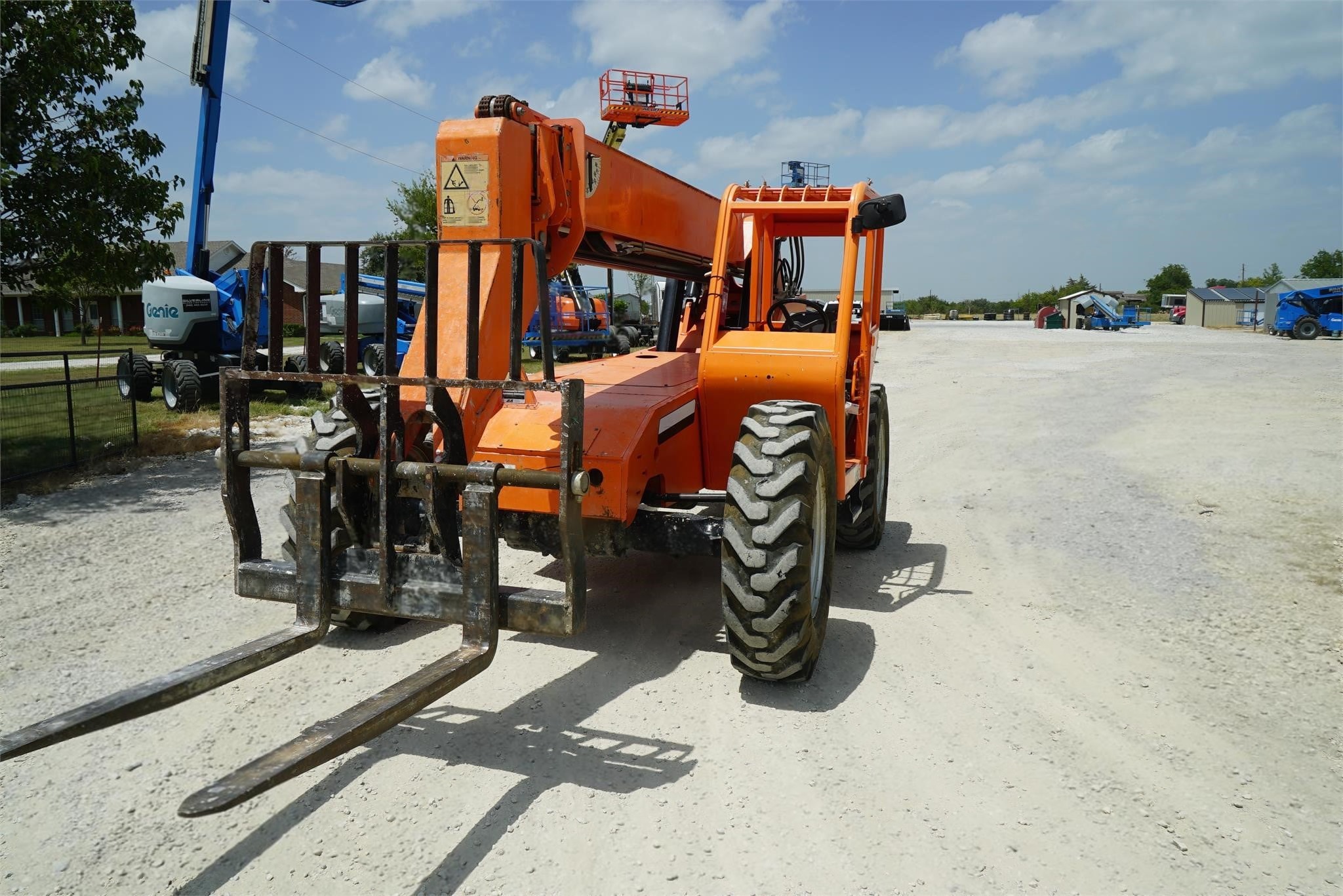 2014 SkyTrak 6036 Telehandler photo 4