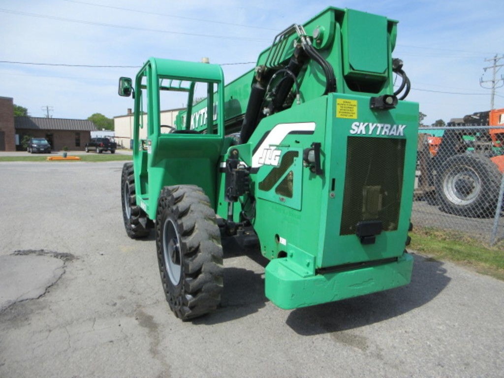 2014 SkyTrak 6042 Telehandler photo 5