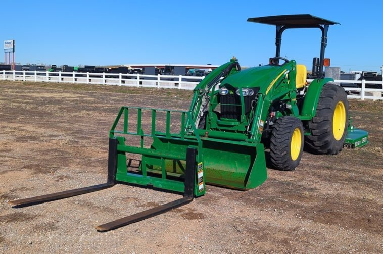 2015 John Deere 4105H MFWD tractor photo 1