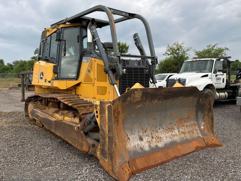 2016 John Deere 850K dozer photo 3