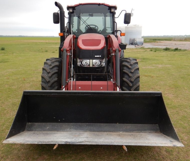 2017 Case IH Farmall 110C MFWD tractor photo 2
