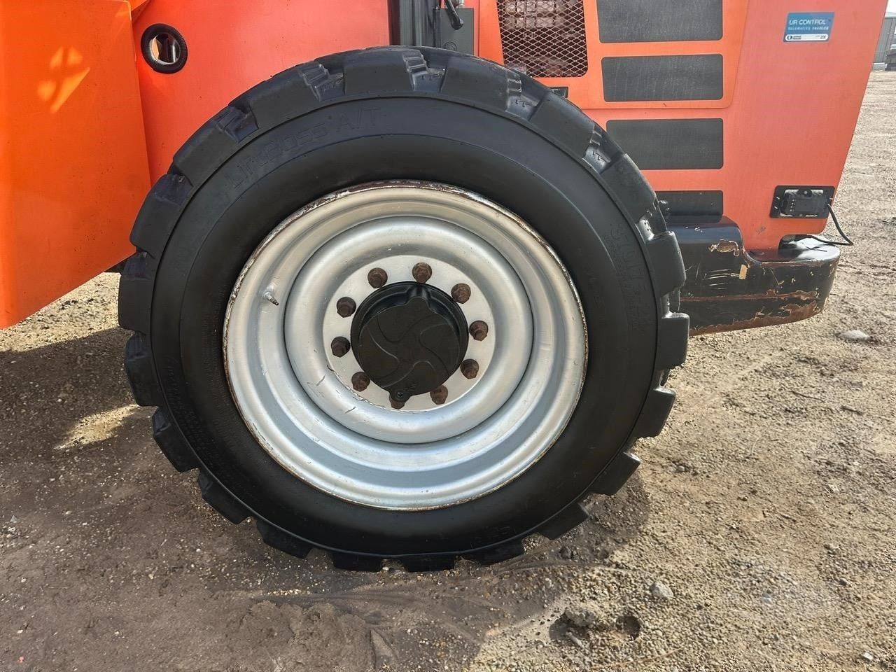2017 JLG 6042 Telehandler photo 5