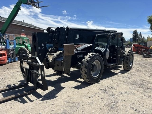 2018 JLG 1255 Telehandler photo 2