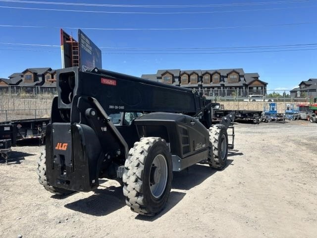 2018 JLG 1255 Telehandler photo 3
