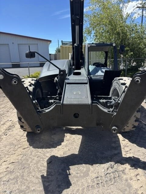 2018 JLG 1255 Telehandler photo 5