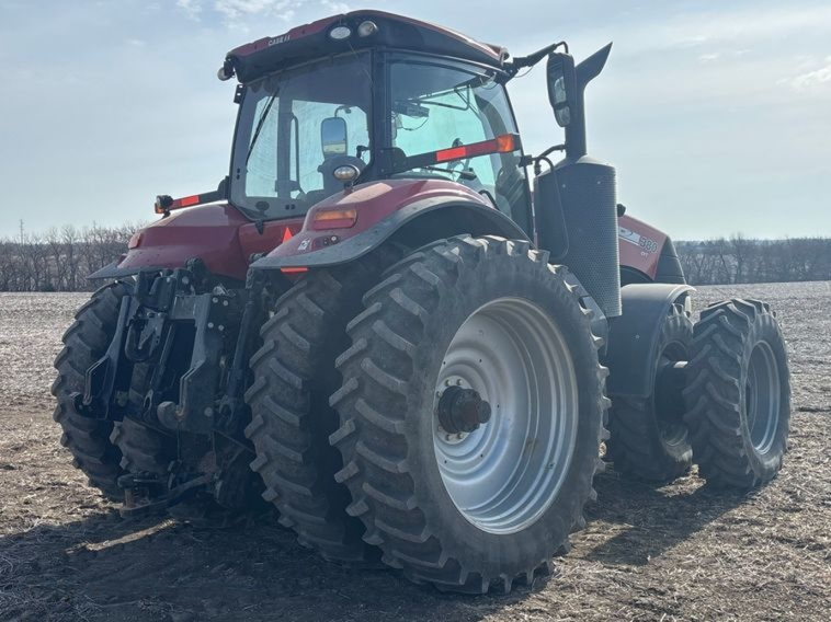 2019 Case IH 380 CVT Magnum MFWD tractor photo 5