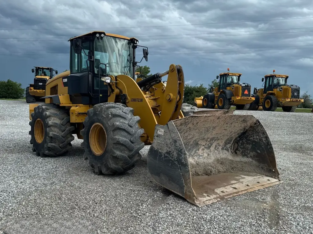 2019 Caterpillar 938M wheel loader photo 3