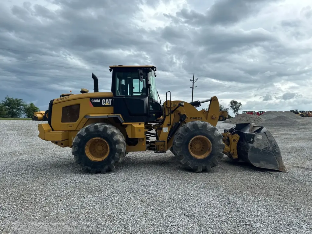 2019 Caterpillar 938M wheel loader photo 4