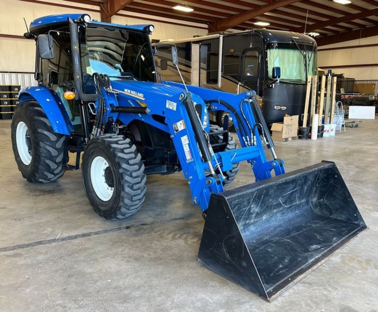 2021 New Holland Workmaster 65 MFWD tractor photo 2