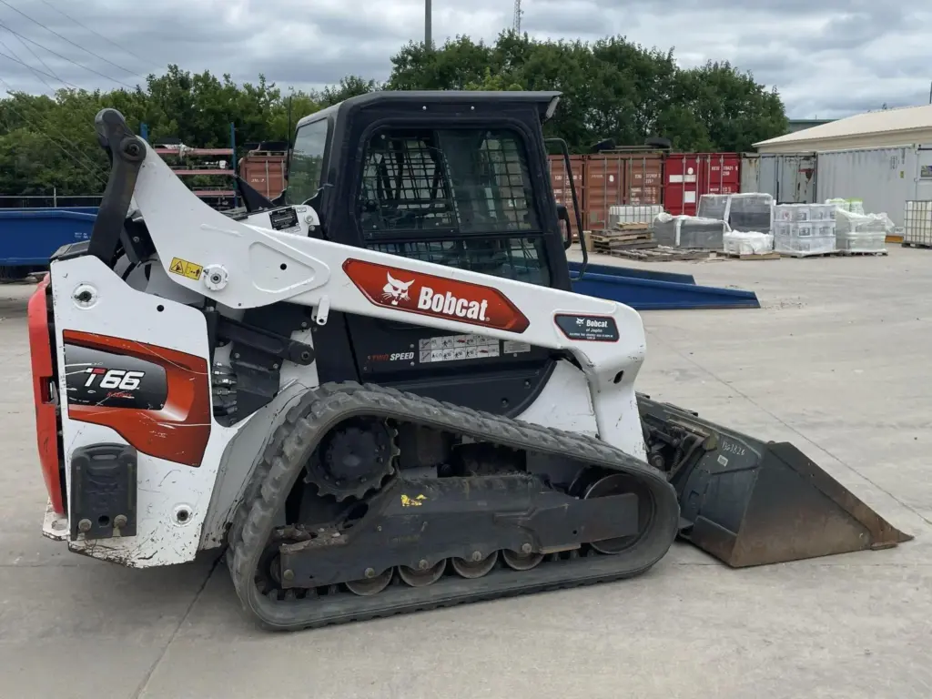 2024 Bobcat T66 tracked skid steer loader Kansas photo 4
