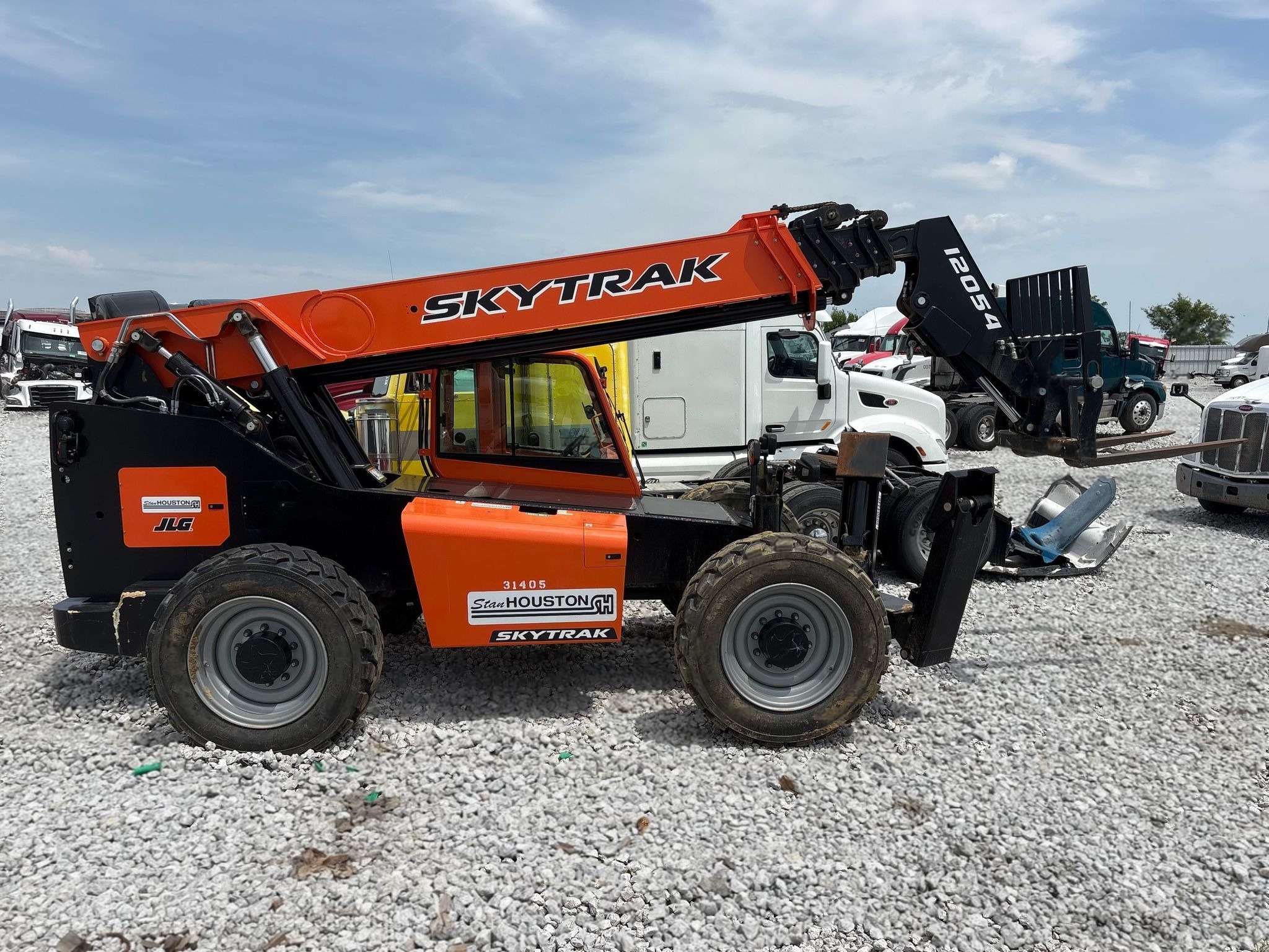 2024 JLG SkyTrak 12054 Telehandler photo 4
