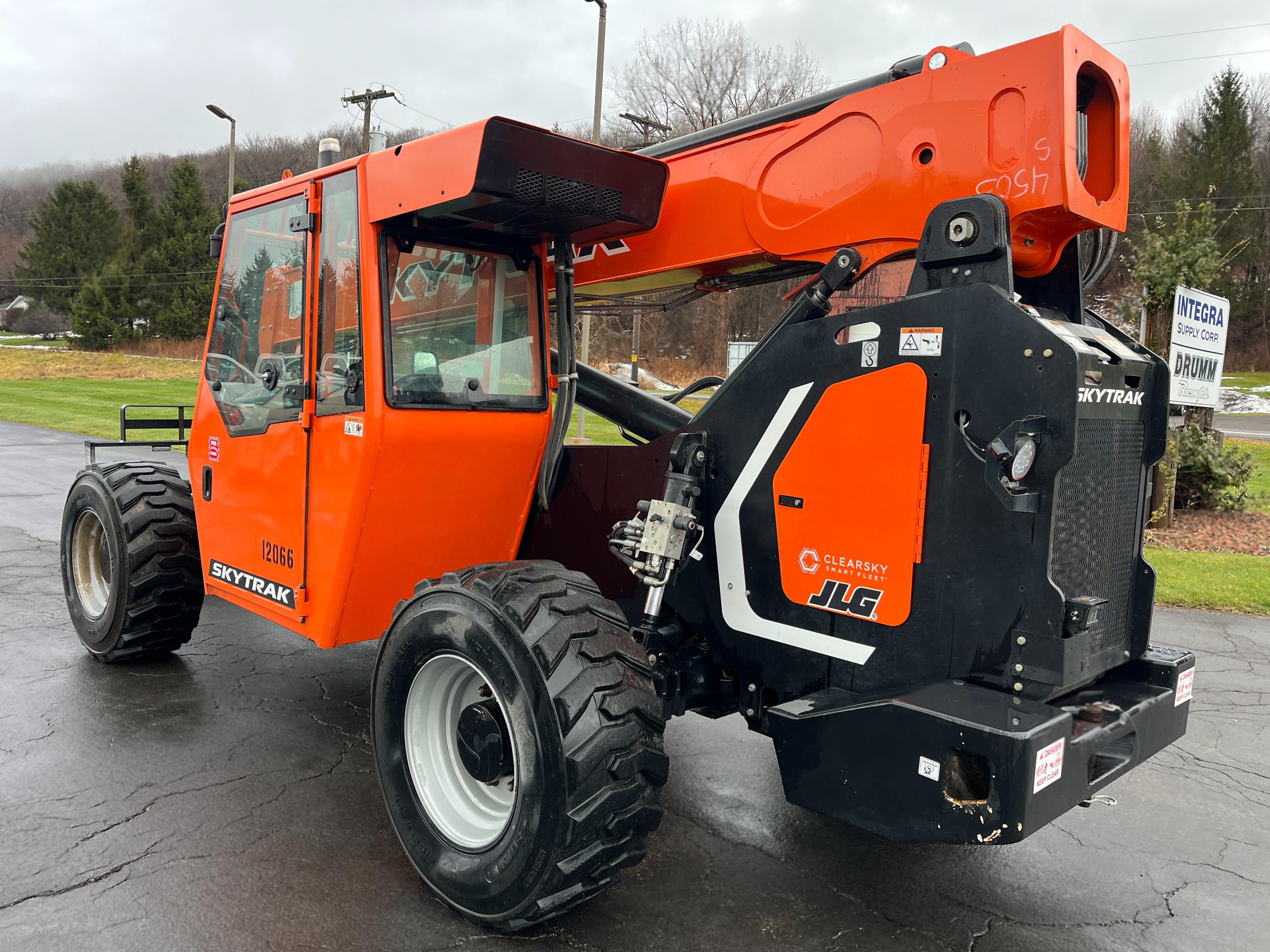 2024 SkyTrak Telehandler photo 4