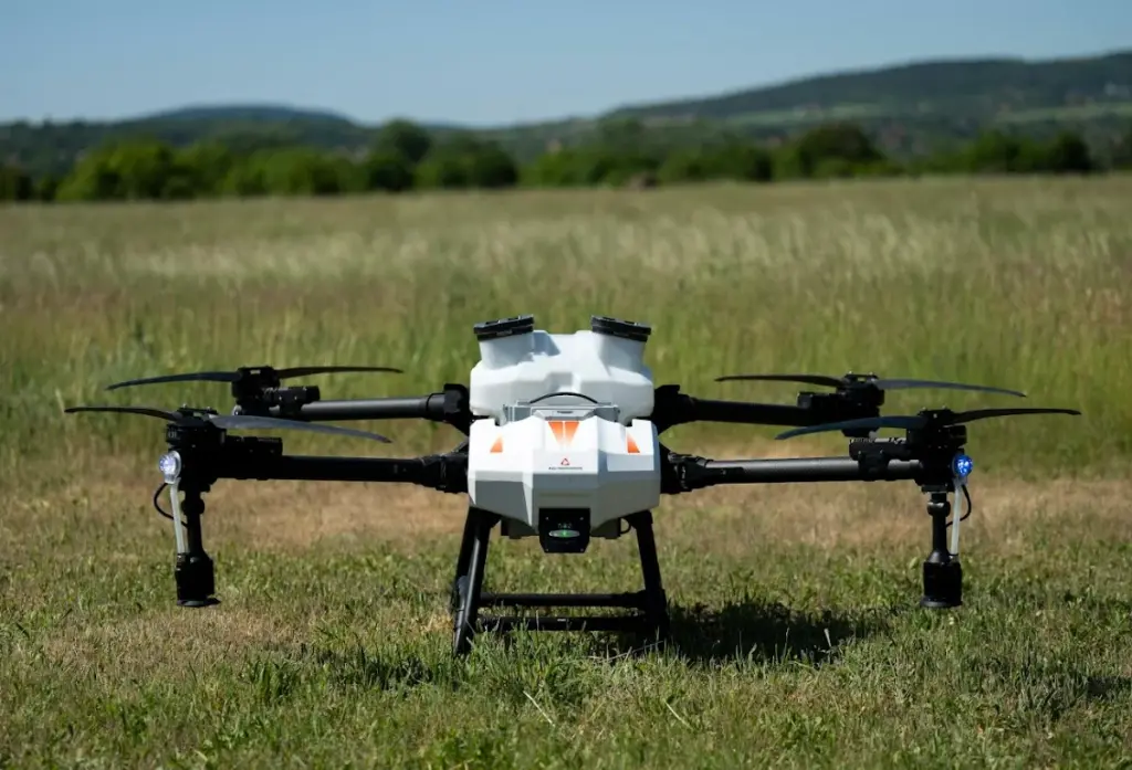ABZ Innovation L30 Agriculture Drone – fully equipped, ready-to-fly package photo 1