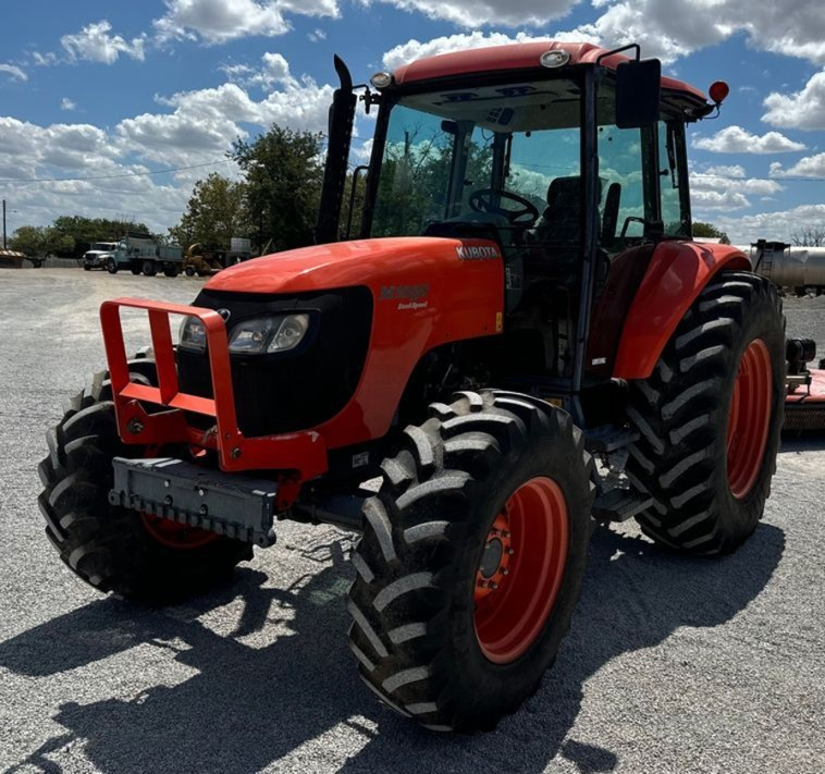 Kubota M108S MFWD tractor photo 1