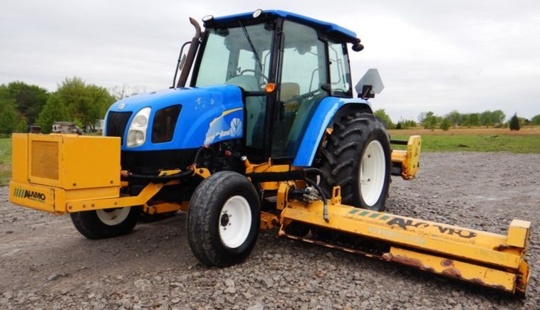 New Holland T5060 tractor photo 1